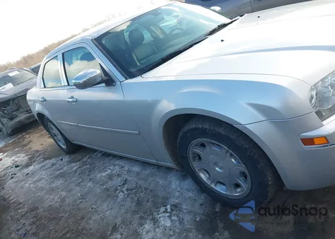 2009 Chrysler 300 Touring from USA, damaged, VIN 2C3KA53V69H634369